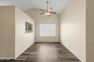 21006 N 34th Dr, Phoenix, AZ 85027 - Photo 13