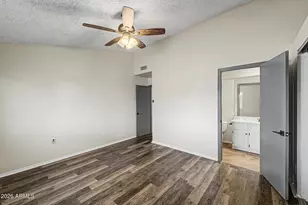21006 N 34th Dr, Phoenix, AZ 85027 - Photo 15