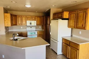 2605 S Wattlewood, Mesa, AZ 85209 - Photo 5