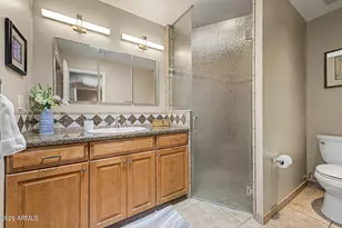 11822 N 38th Pl, Phoenix, AZ 85028 - Photo 23