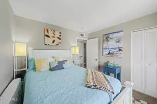 11822 N 38th Pl, Phoenix, AZ 85028 - Photo 27