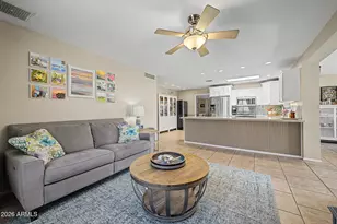 11822 N 38th Pl, Phoenix, AZ 85028 - Photo 13