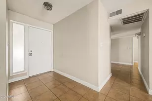3410 W Juniper Ave, Phoenix, AZ 85053 - Photo 7