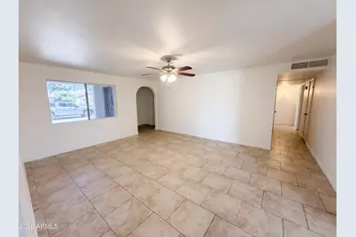 8107 W Meadowbrook Avenue, Phoenix, AZ 85033 - Photo 9