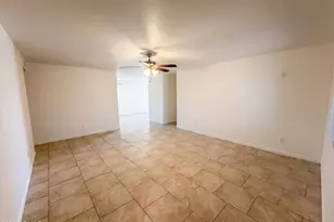 8107 W Meadowbrook Ave, Phoenix, AZ 85033 - Photo 11