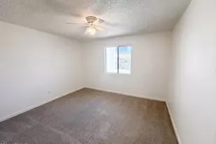 8107 W Meadowbrook Ave, Phoenix, AZ 85033 - Photo 19
