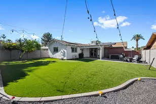 8749 E Sage Dr, Scottsdale, AZ 85250 - Photo 29