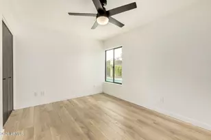 102 W Echo Ln, Phoenix, AZ 85021 - Photo 27