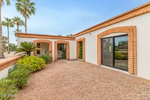 102 W Echo Ln, Phoenix, AZ 85021 - Photo 3