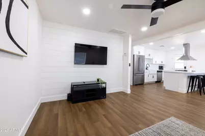 216 E Washington Avenue, Gilbert, AZ 85234 - Photo 5