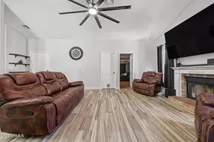 12503 N 86th Dr, Peoria, AZ 85381 - Photo 9