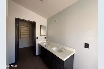 16214 W Latham Street, Goodyear, AZ 85338 - Photo 15