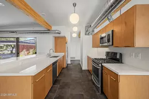 2126 S La Rosa Dr, Tempe, AZ 85282 - Photo 9