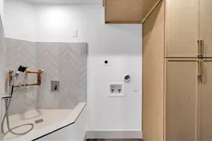 1040 E Osborn Rd, Phoenix, AZ 85014 - Photo 51