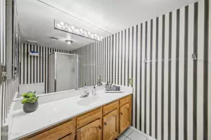 8301 N 21st Dr, Phoenix, AZ 85021 - Photo 17