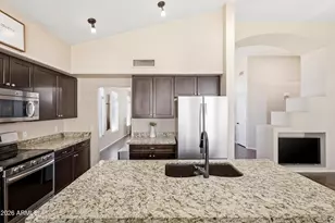 22811 N 74th Ln, Glendale, AZ 85310 - Photo 11