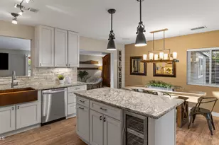 6704 N 10th Pl, Phoenix, AZ 85014 - Photo 3