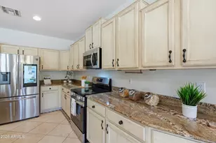 16823 S 15th Ave, Phoenix, AZ 85045 - Photo 15