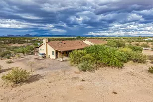 45812 W J-1 Ranch Rd, Wickenburg, AZ 85390 - Photo 37