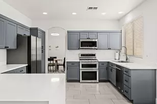 7821 W Robin Ln, Peoria, AZ 85383 - Photo 9
