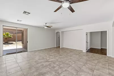 2319 W Beverly Road, Phoenix, AZ 85041 - Photo 11