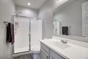 16094 W Desert Hills Dr, Surprise, AZ 85379 - Photo 15