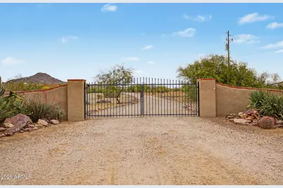45812 W J-1 Ranch Road, Wickenburg, AZ 85390 - Photo 29