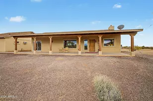 45812 W J-1 Ranch Rd, Wickenburg, AZ 85390 - Photo 51