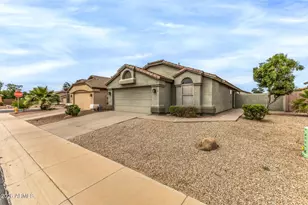 43886 W Baker Dr, Maricopa, AZ 85138 - Photo 3