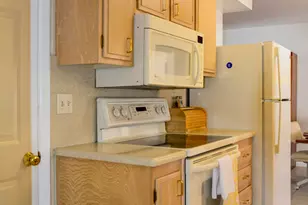 10231 W Audrey Dr, Sun City, AZ 85351 - Photo 11