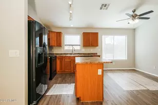 11017 W Wilshire Dr, Avondale, AZ 85392 - Photo 9