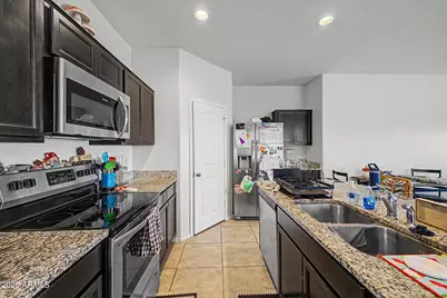 19258 N Toledo Avenue, Maricopa, AZ 85138 - Photo 9