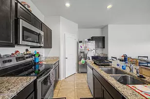 19258 N Toledo Ave, Maricopa, AZ 85138 - Photo 9