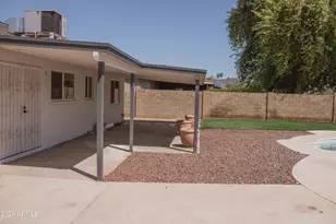 3739 W Columbine Dr, Phoenix, AZ 85029 - Photo 11