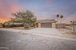 10048 W San Lazaro Dr, Arizona City, AZ 85123 - Photo 5