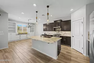 10250 E Thistle Ave, Mesa, AZ 85212 - Photo 9