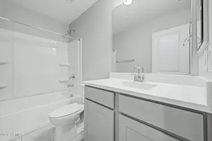 17381 W Daley Ln W, Surprise, AZ 85387 - Photo 15