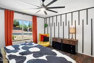 2460 E Claire Dr, Phoenix, AZ 85032 - Photo 11