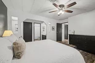 2535 E Oraibi Dr, Phoenix, AZ 85050 - Photo 9