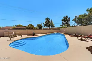 4045 S Taylor Dr, Tempe, AZ 85282 - Photo 21