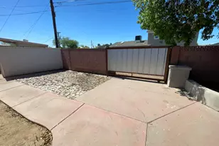 4427 W Catalina Dr, Phoenix, AZ 85031 - Photo 17