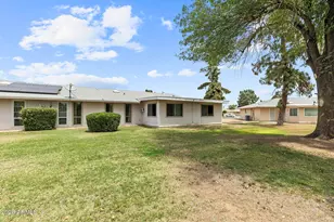 10801 W Caron Dr, Sun City, AZ 85351 - Photo 25
