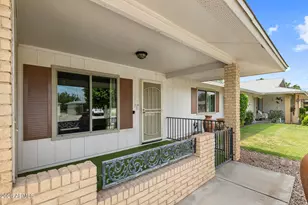 10801 W Caron Dr, Sun City, AZ 85351 - Photo 3