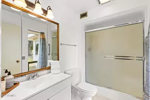 10801 W Caron Dr, Sun City, AZ 85351 - Photo 21