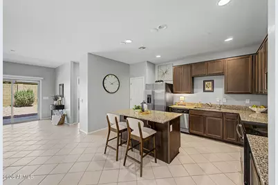 21232 W Palm Lane, Buckeye, AZ 85396 - Photo 7