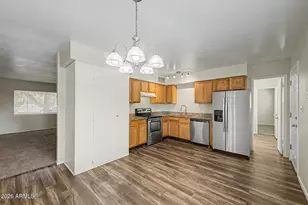 8128 N 41st Dr, Phoenix, AZ 85051 - Photo 5