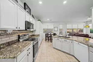 17624 N Goldwater Dr, Surprise, AZ 85374 - Photo 23