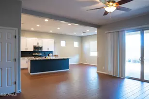 7873 W Fetlock Trail, Peoria, AZ 85383 - Photo 9