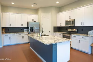 7873 W Fetlock Trail, Peoria, AZ 85383 - Photo 11