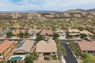 7873 W Fetlock Trail, Peoria, AZ 85383 - Photo 3